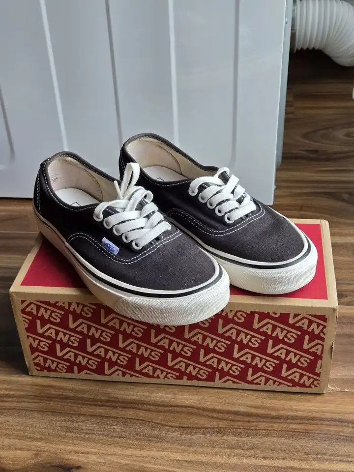 Кеды Vans Style 44 (Authentic)