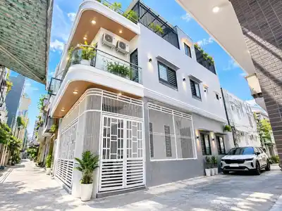🔥 NHÀ 3 TẦNG LÔ GÓC 2 MẶT KIỆT – GẦN BIỂN – NGANG 6M 🔥  📐 75M² – ngang