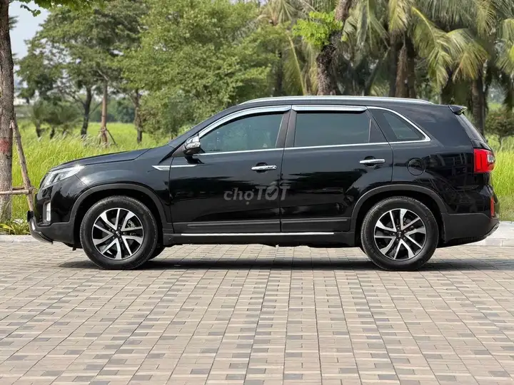 Kia Sorento 2019 бензин 90 тыс. км черный
