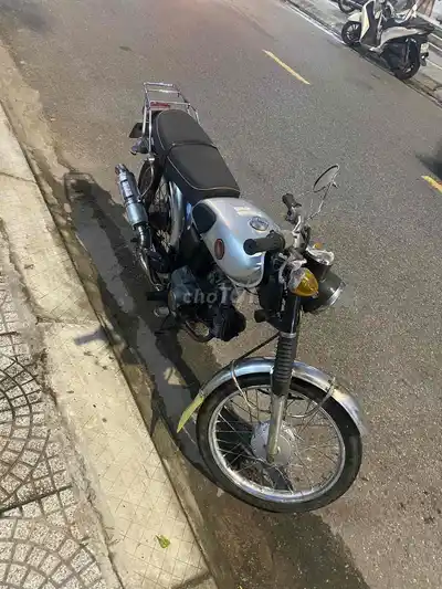 Honda 68 / CL50 серебристый классический мотоцикл