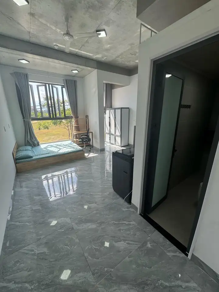 Loft-style студия Hoa Xuan