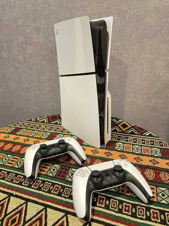 PS5 с дисководом (с коробкой)