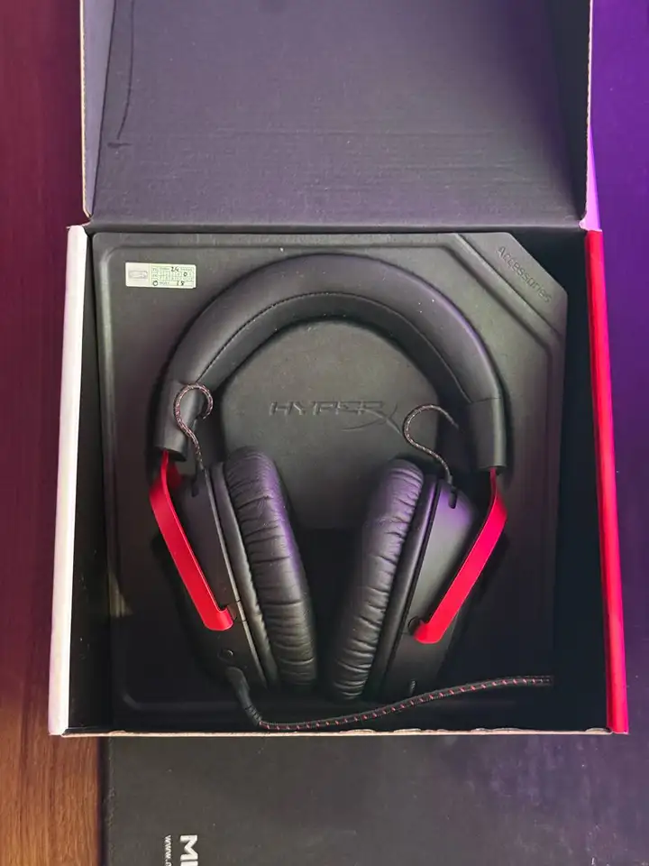 ПК и игровые наушники HyperX Cloud 3