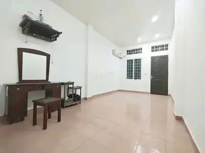 Дом на Дой Кан, Бадинь, 35м2х4эт, 3 комнаты