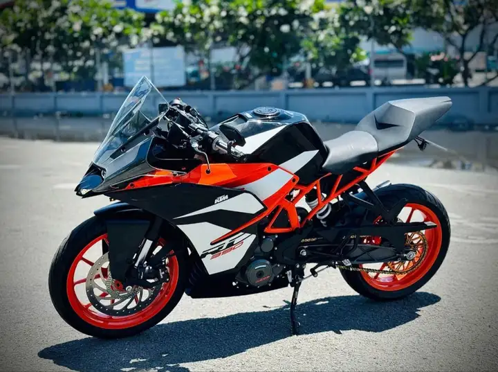 KTM 390 RC 2022