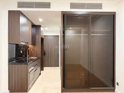 Студия в A1 Vinhomes Smart City с видом на озеро