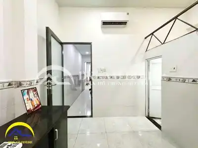 Комната с мезонином и кондиционером на улице Тан Сон Нхи