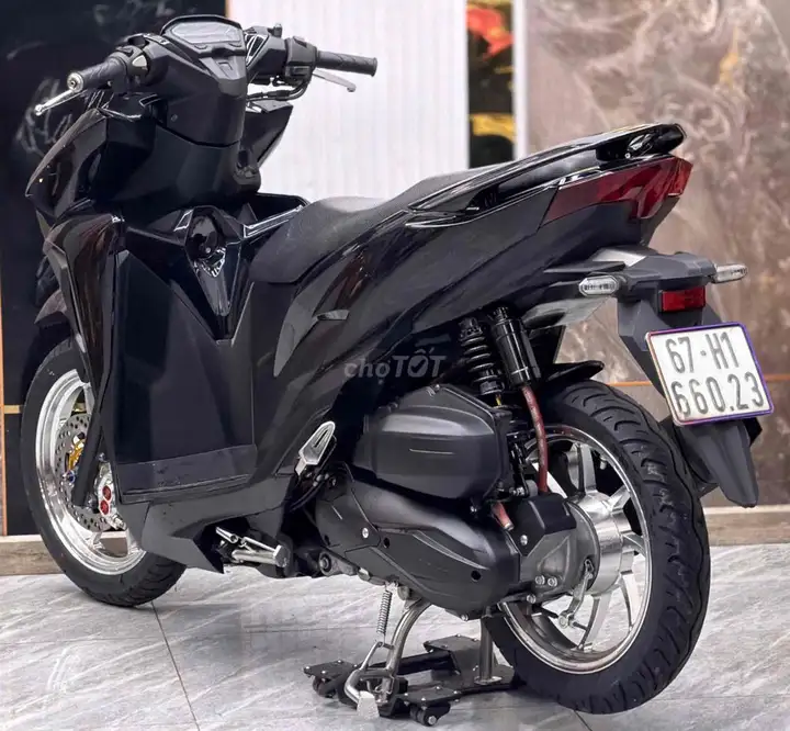 Vario 150 черный, предоплата 25 млн, рассрочка без плохой кредитной истории