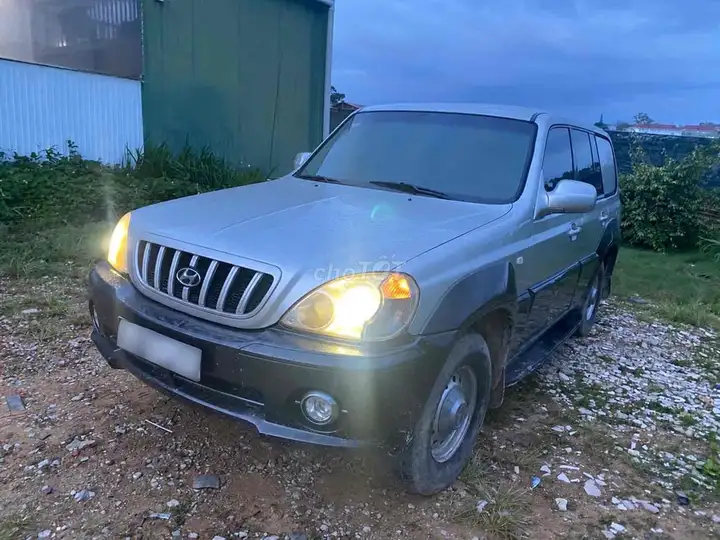 Hyundai Terracan SUV механика серебристый