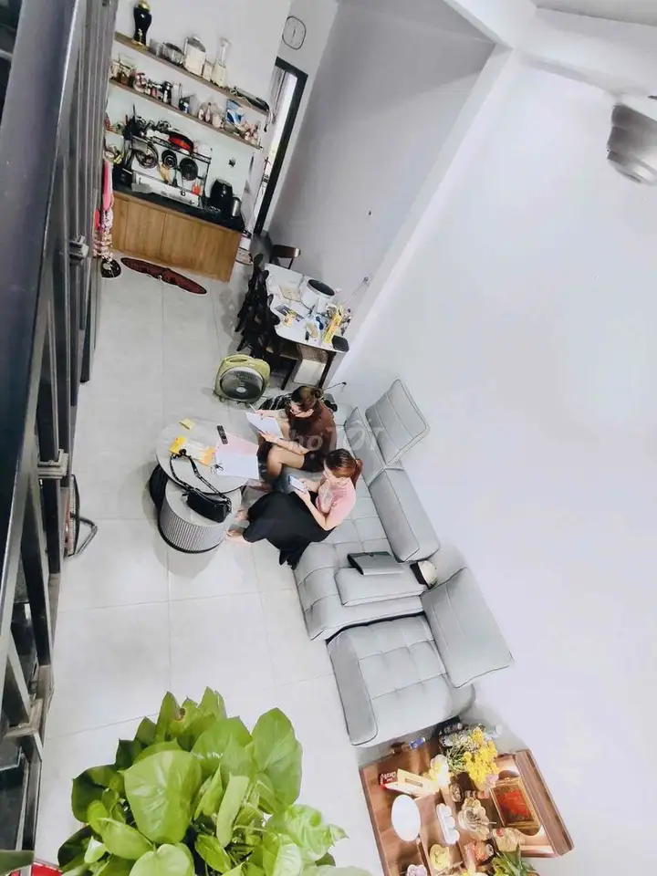Редкий красивый дом 2 этажа, 70м², проходной переулок, 50м до Нгуен Ван Хюэ