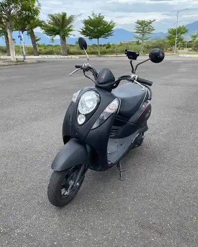 Скутер SYM Elite 50