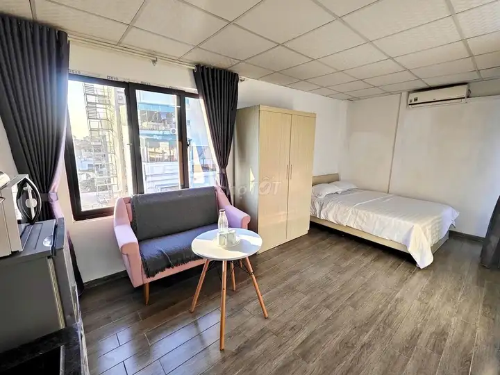 Студия 28м², полностью меблирована, балкон, Дой Кан, Бадинь