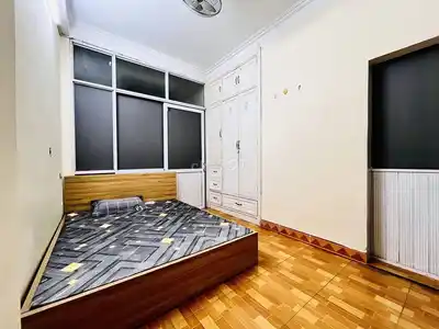 Комната в начале переулка 108 Нгуен Трай, Ханой