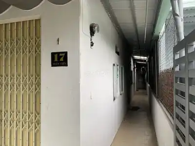 Аренда комнаты в Хоа Суан, с антресолью, кухонным столом