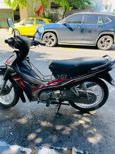 Yamaha Sirius, черный с красным, мопед