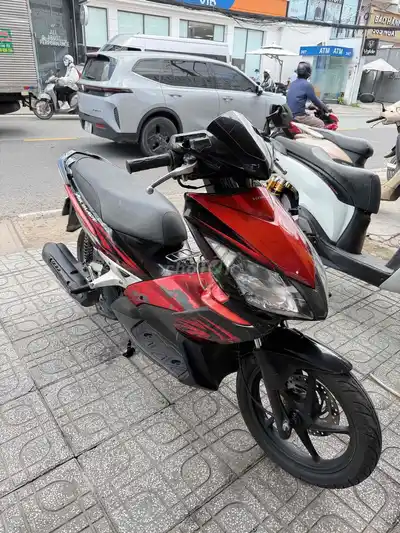 Honda Air Blade, Таиланд, красный, черный