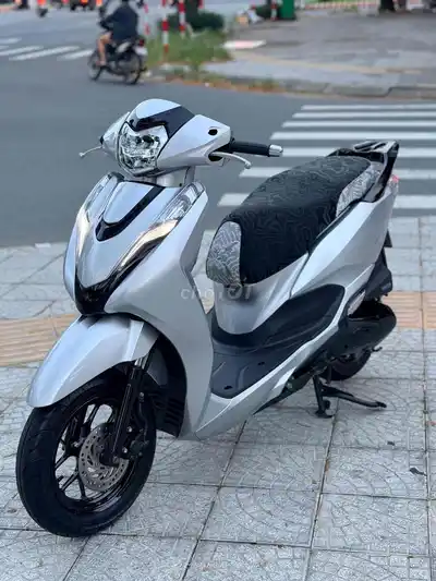 HONDA LEAD 4VAL 2022 серебристый