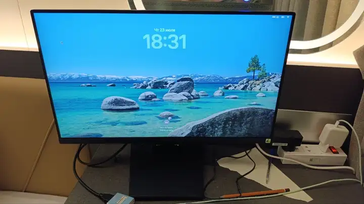 Монитор LG 24 дюйма