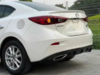 Mazda Mazda 3 2018 Белый 100 000 км
