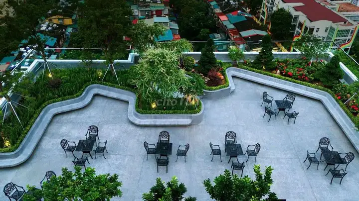 2-комн. кв. в центре, вид на оз. Тхань Конг – Розовый сертификат