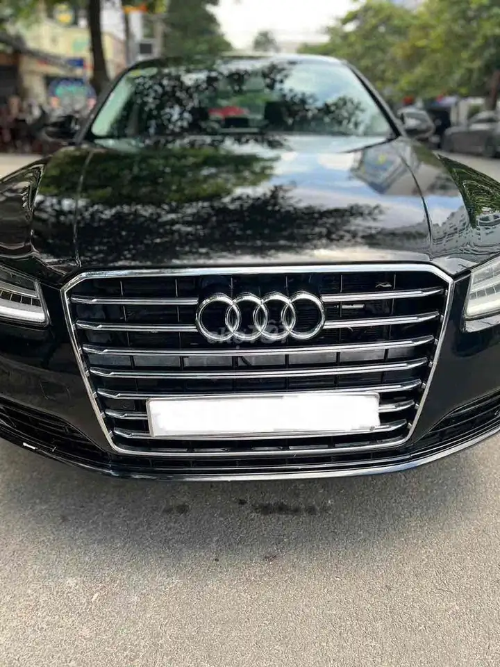 Audi A8L 2011 Черный