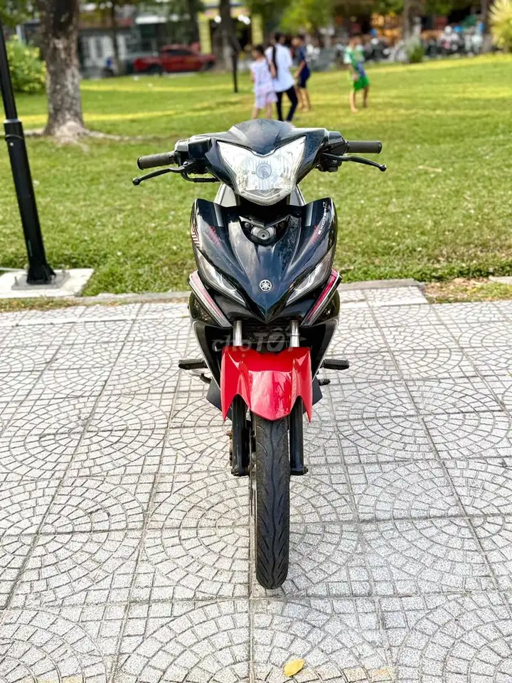 Yamaha Exciter 135 красно-черный