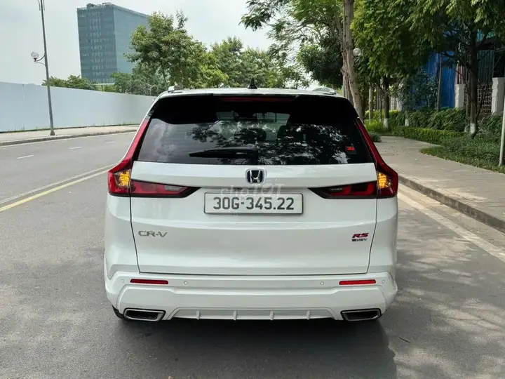 Honda CR-V HEV 2023 Белый Автомат 34000 км