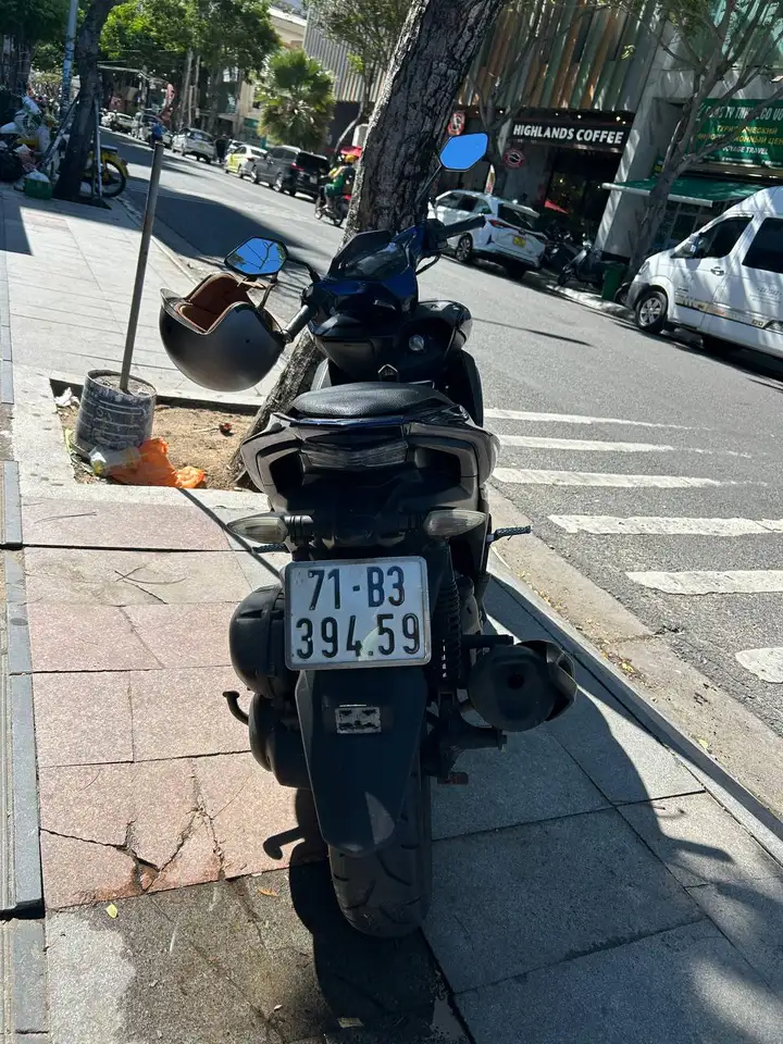 Yamaha NVX 125, 2017