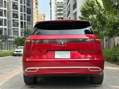 VinFast VF9 Plus 2024 Электро 6 мест 9000 км