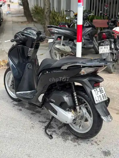 Honda SH 125i 2019 Черный в идеальном состоянии