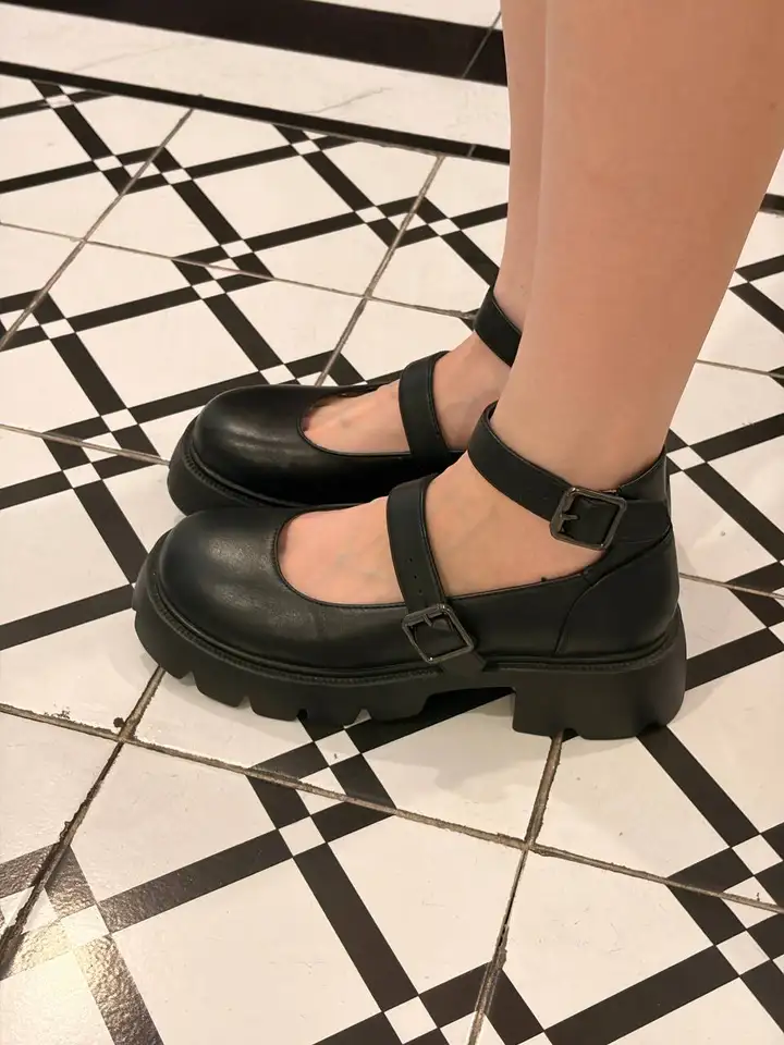 Босоножки, туфли, слипоны Vans