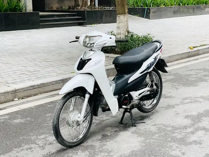 Wave 50cc белый, LED, новый, пробег 2500 км