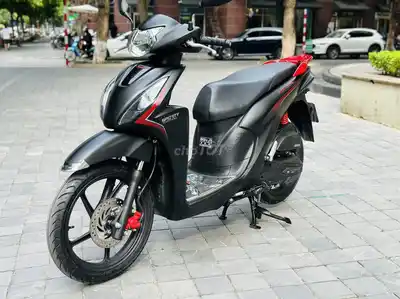 Honda Vision Black Sporty в отличном оригинальном состоянии