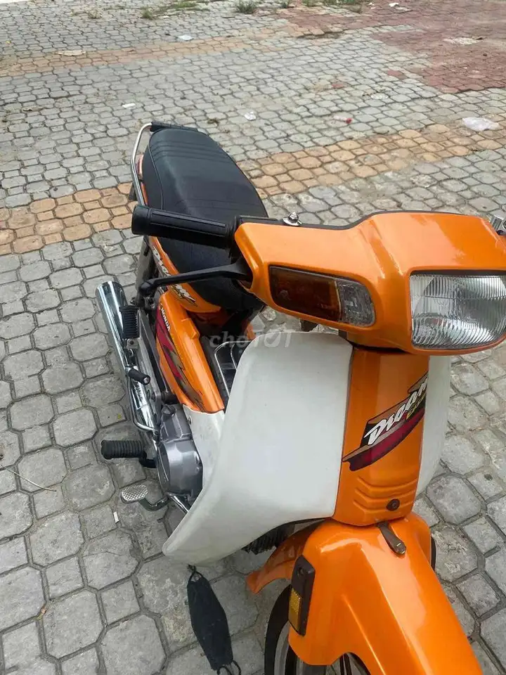 Honda Dream Lùn оранжевая классическая
