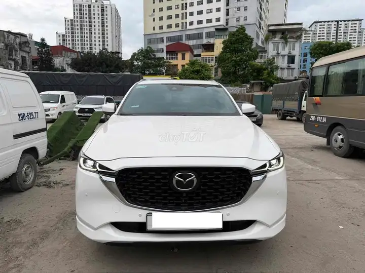Mazda CX5 Premium Exclusive 2.0 AT 2024 года