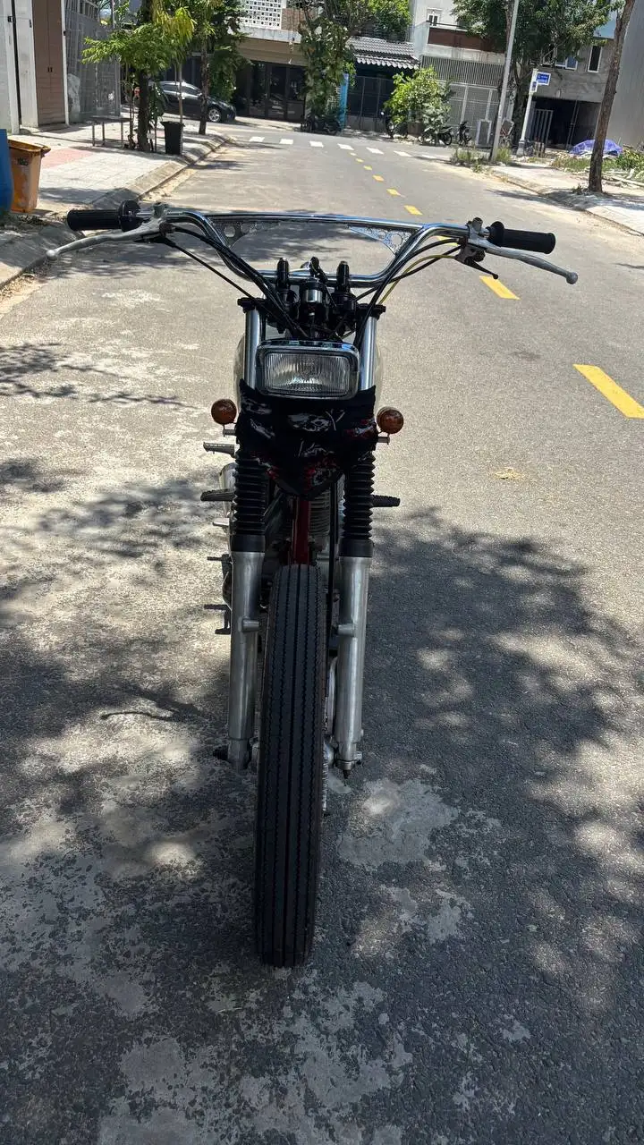 Yamaha SR400 2002