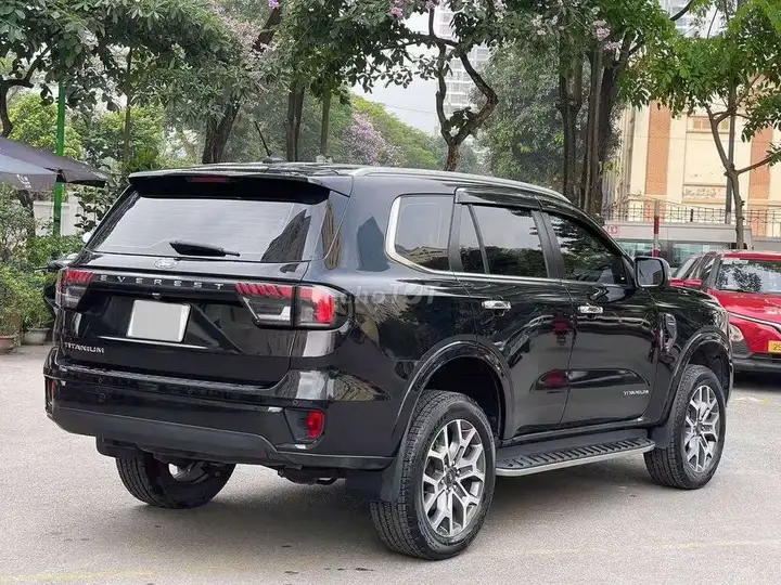 Ford Everest Titanium 2022 Черный