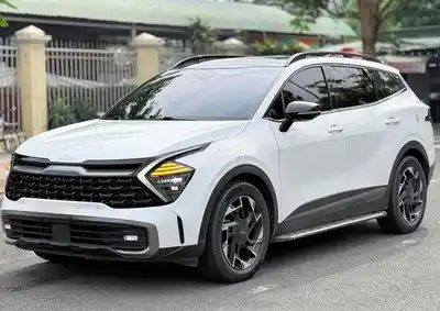 Масло Kia Sportage Signature 2022, 50 000 км, белое