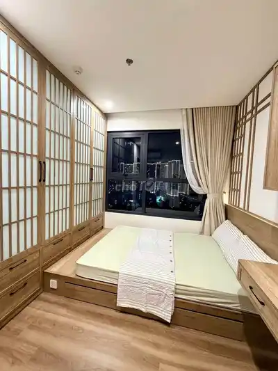 Трехкомнатная квартира с мебелью в Vinhomes Ocean Park