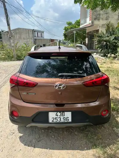 Hyundai i20 AT 2015 105.000км Коричневый