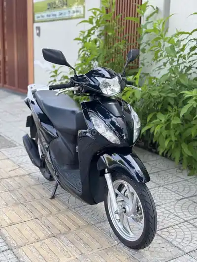 Honda Vision 2024, черный цвет