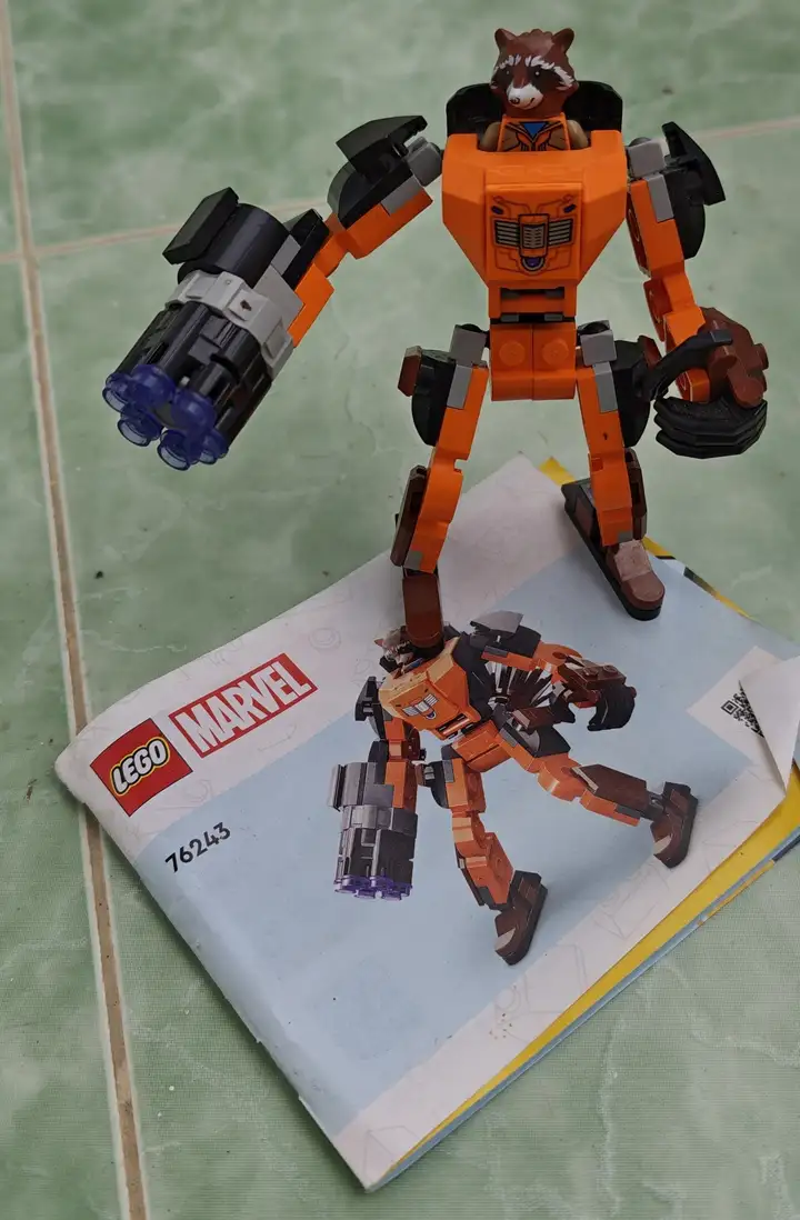 Наборы LEGO Minecraft, Harry Potter, Marvel, City