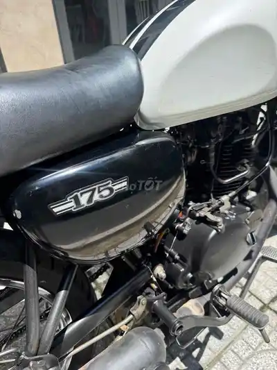 Оригинальный держатель городского номерного знака Kawasaki W175