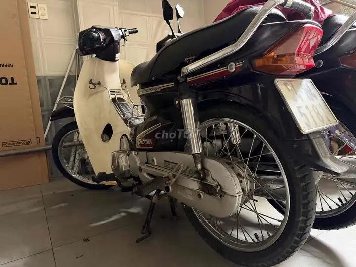 Honda Super Dream 2010 белый, коричневый