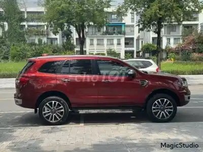 Ford Everest Titanium 2.0L 4x2 AT 2021