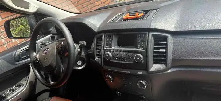 Ford Ranger 2017, синий