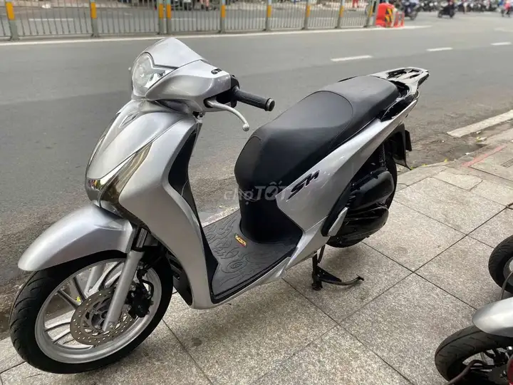 Honda SH 125 2015 Серебристый