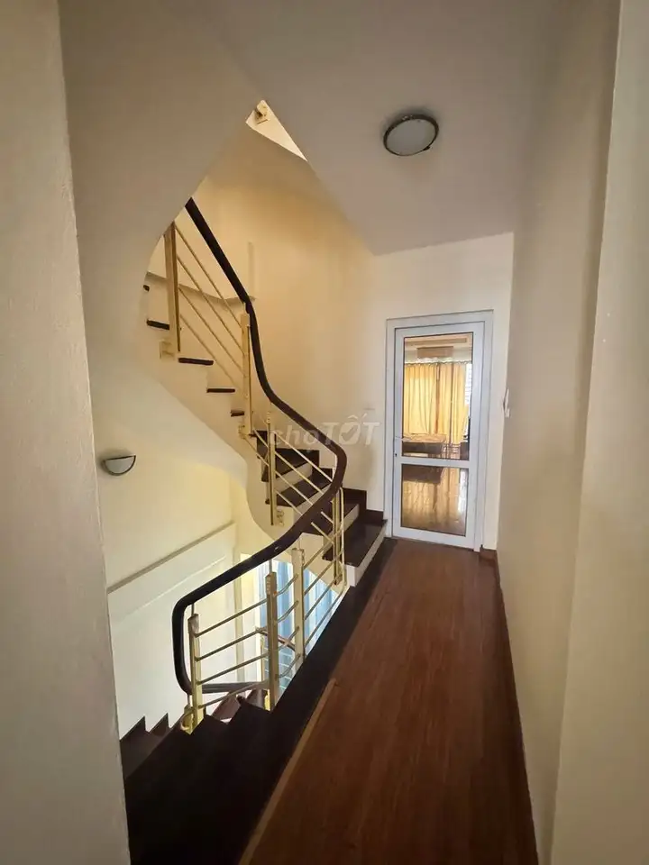 Сдается дом в переулке 295, Тхюи Кхэ