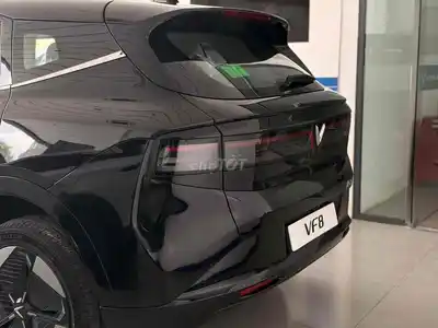 Электромобиль VinFast VF8 Черный
