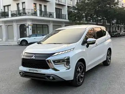 Mitsubishi Xpander 2024 1.5AT Premium